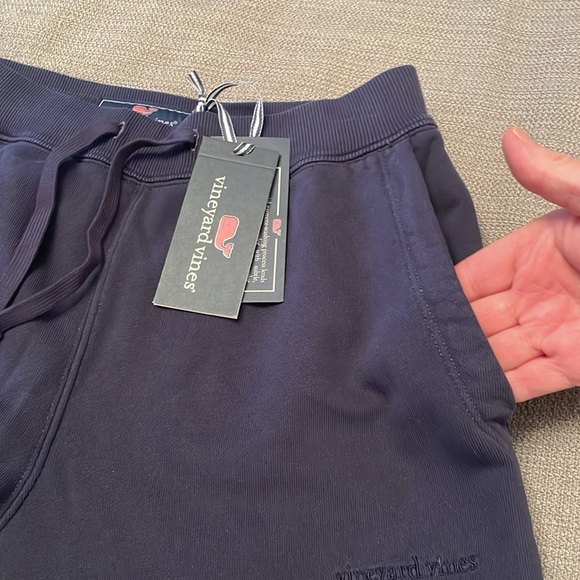 NWT $68 Vineyard Vines Navy Blue Shorts Sweatpants Shorts - Picture 11 of 15